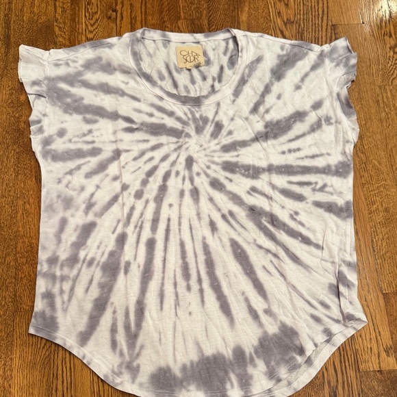 Chaser Women’s Gray Tie-Dye Top Size Large